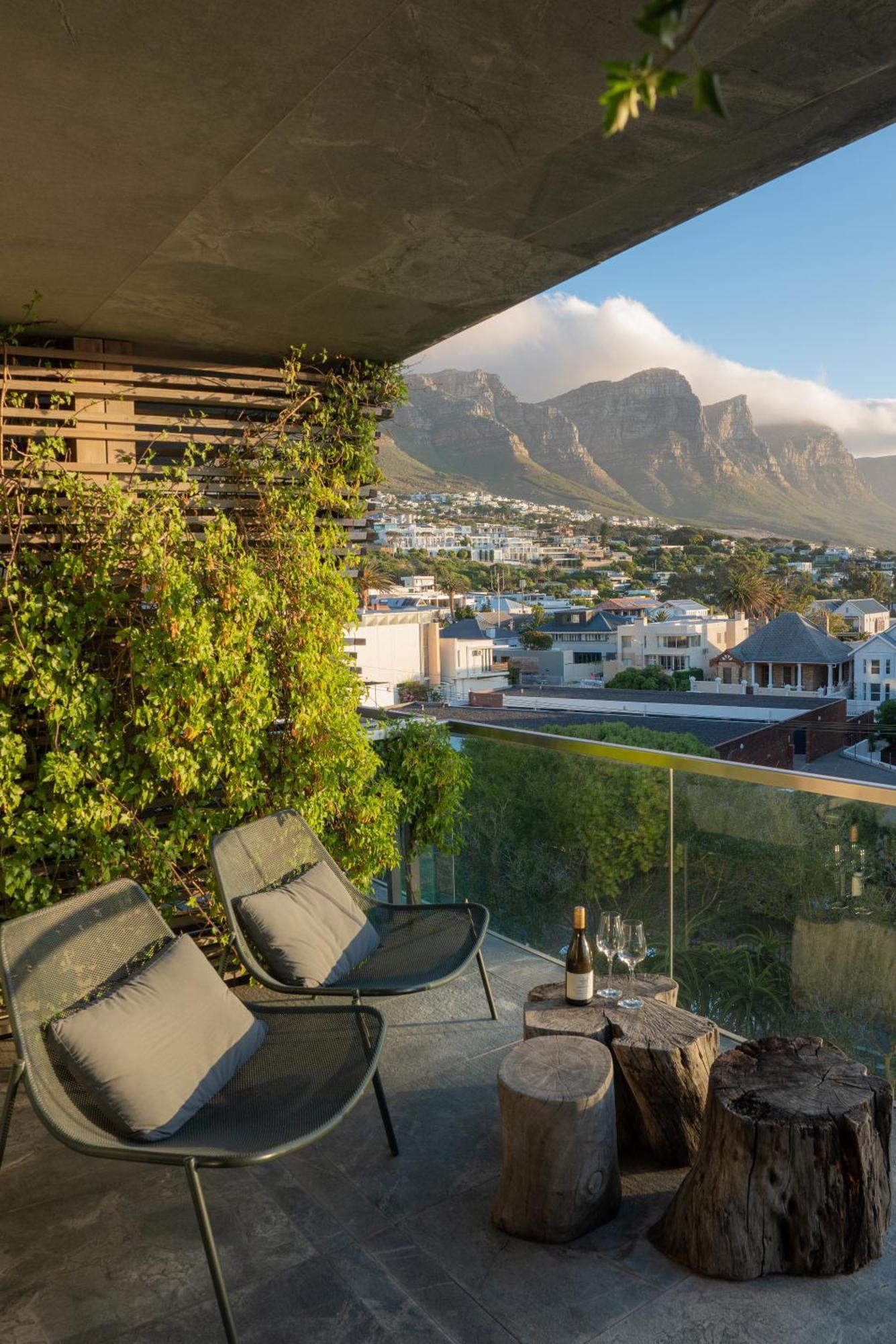 Pod Camps Bay By The Oyster Collection Hotel Cape Town